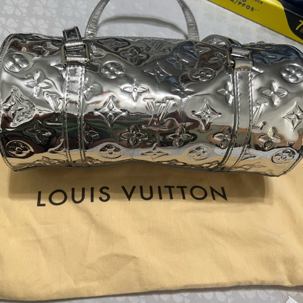 Louis Vuitton Papillon Miroir Papillon Silver